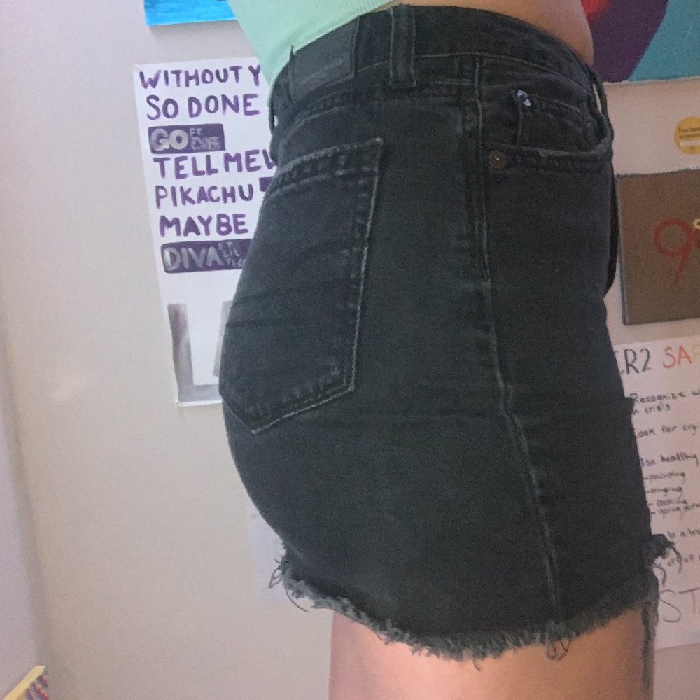 Black American Eagle ripped skirt